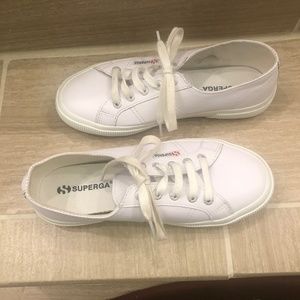 White leather superga sneakers